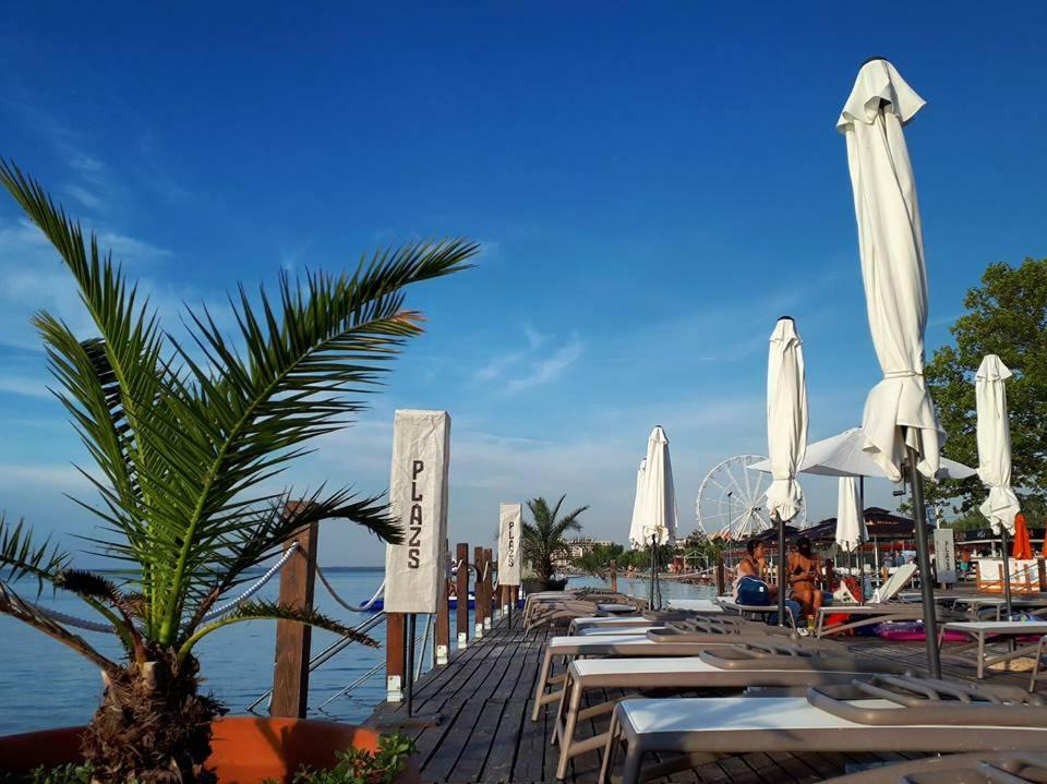 Sosto Apartman Siófok Exteriör bild